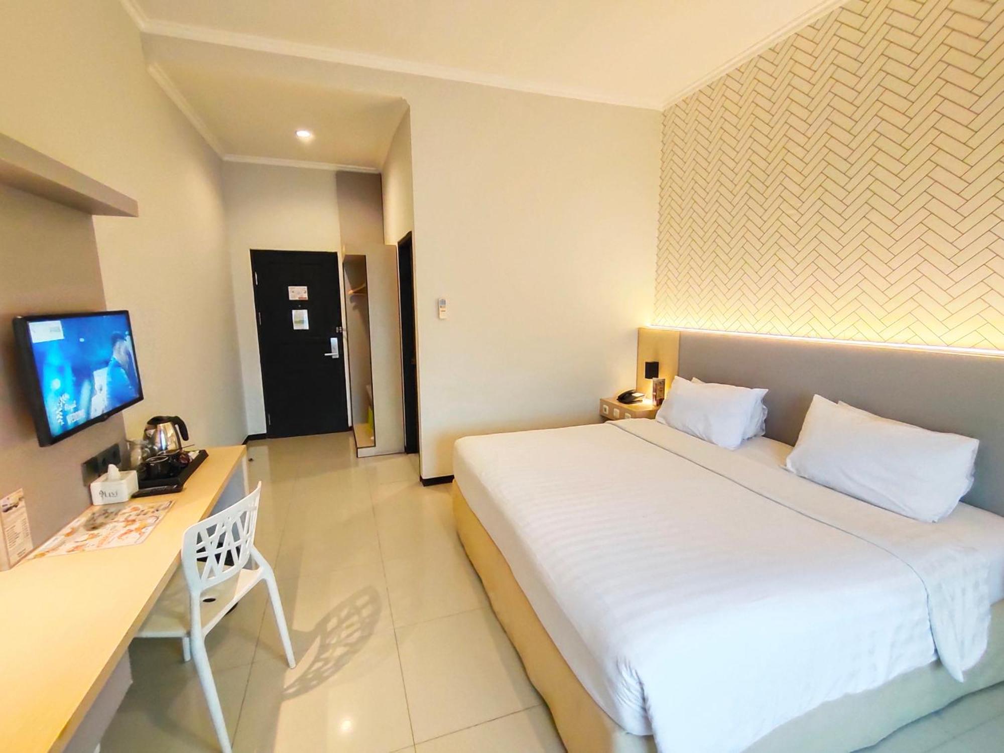 Capital O 949 Royal Park Hotel Samarinda Exterior foto